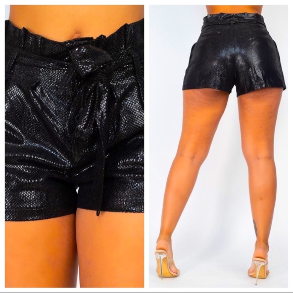 New On Trend Black Faux Leather Snakeskin High Waist Paper Bag Shorts - Picture 5 of 5